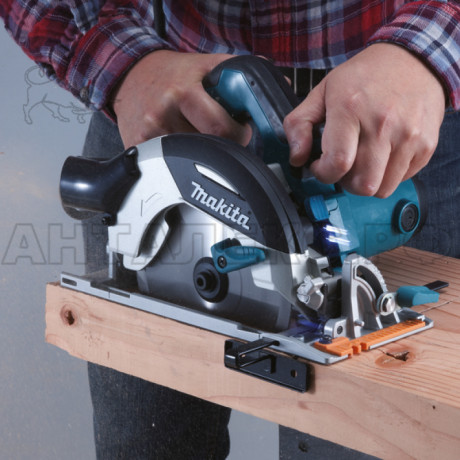 Пила дисковая Makita HS7100 1,4кВт ф190х30 рез.67мм