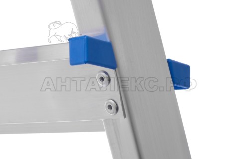 Стремянка А202 алюминиевая двусторонняя, 2 ступени