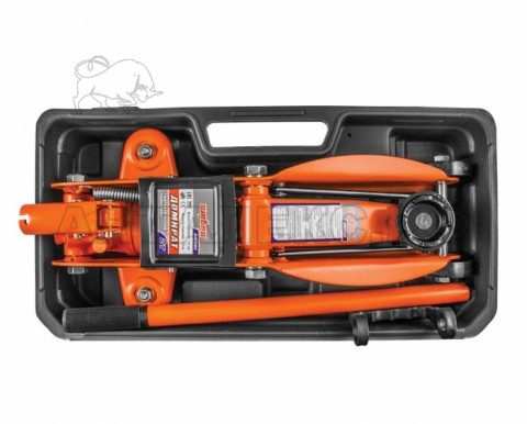 Домкрат подкатной OMBRA 2т 135-330мм,кейс