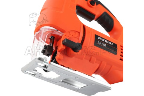 Лобзик PATRIOT LS 601, мощность 690 Вт, макс толщина дерева 65мм, 4 поз. маятниковый ход