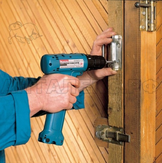 Дрель акк. Makita 6096 DWEХ 9,6В 2х1,3Ач.NiCd