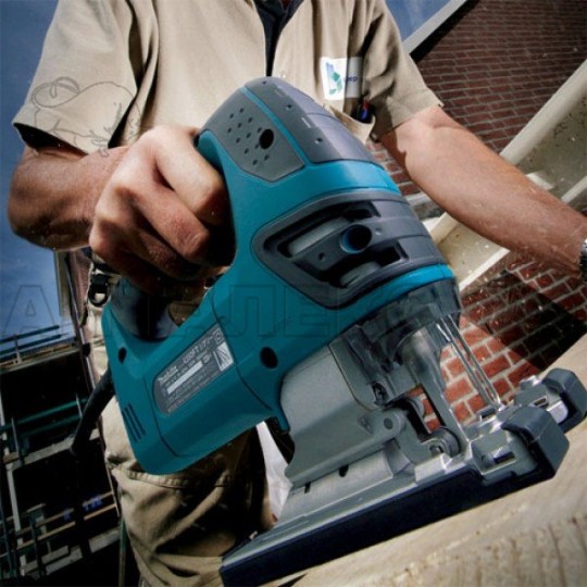 Лобзик Makita 4350 СТ 720Вт ход26мм рез135мм
