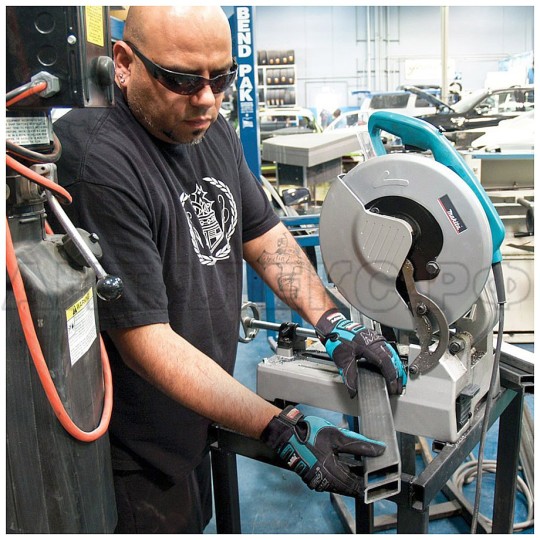 Пила торцовочная Makita LC 1230