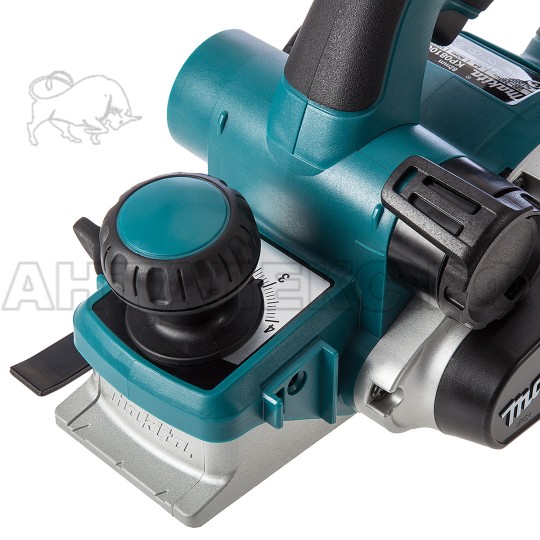Рубанок Makita KP0810CK 1050Вт 12000об/мин шир.82мм толщ.0-4мм