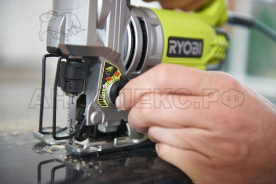 Лобзик Ryobi RJS1050K