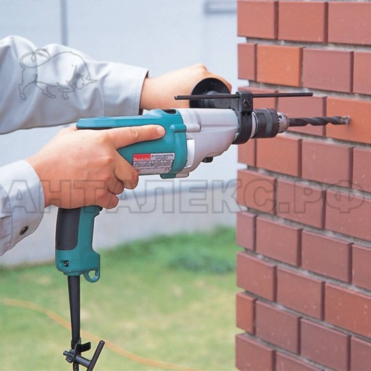 Дрель Makita НР 2050 720Вт 2,5кг