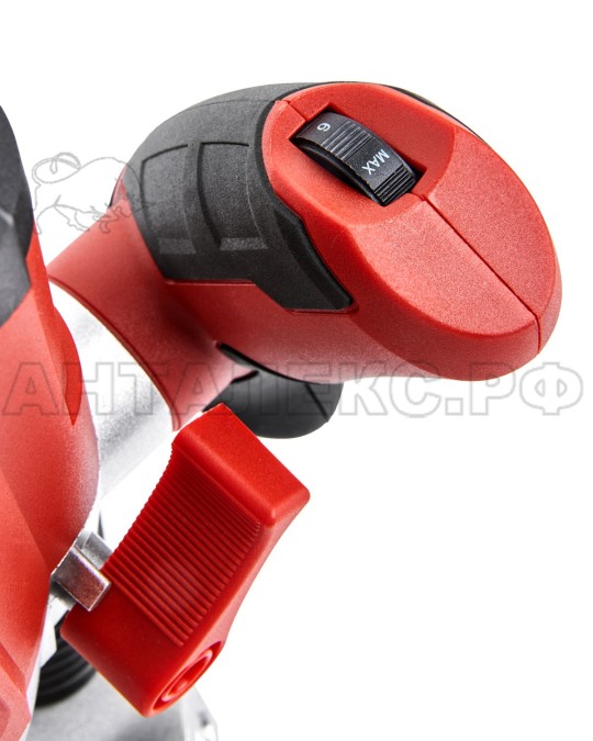 Фрезер Elitech Ф 140Э (E2212.002.00)