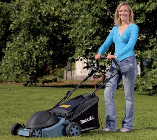 Газонокосилка Makita ЕLМ 4110