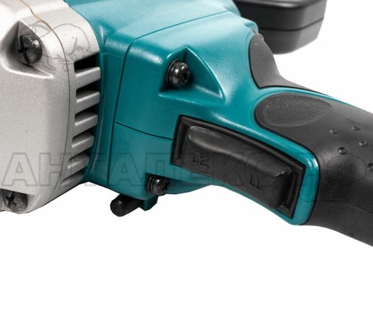 Дрель-МИКСЕР Makita DS 4011 750Вт 2,8кг реверс